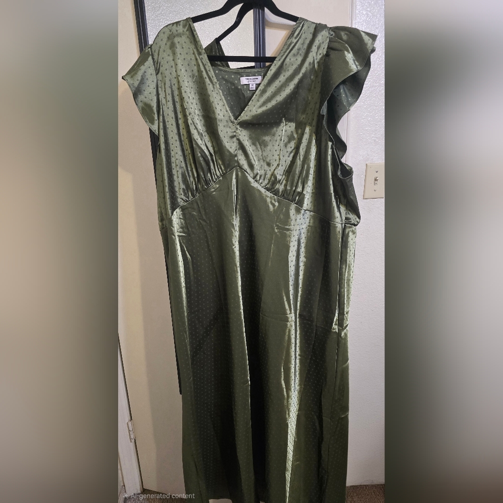 Elegant Green Satin Dress